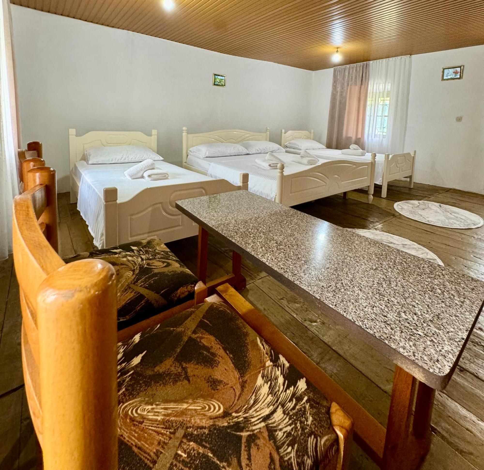 Guest House Noku Koman Екстер'єр фото